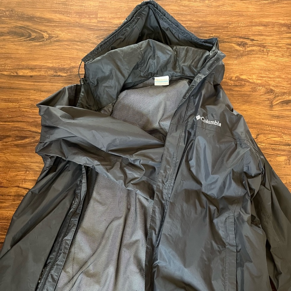 Columbia Charcoal Gray Rain Jacket and pants XL
